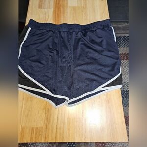 Navy Shorts With Liner